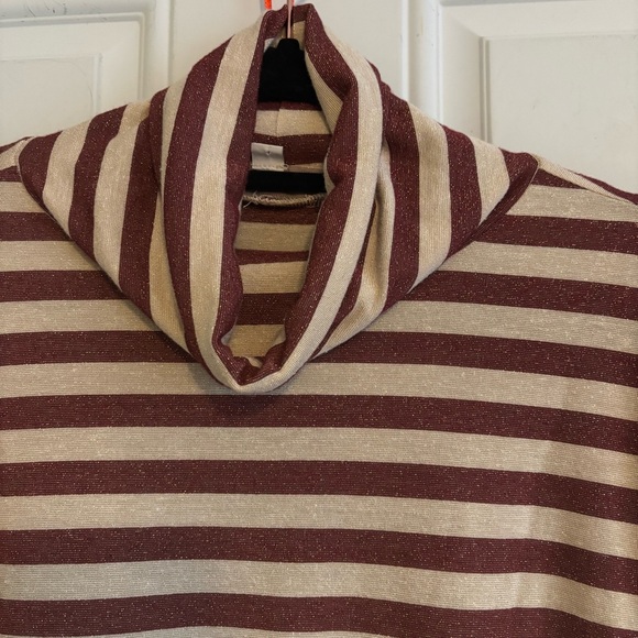 ❤️2/$15 or 3/$21❤️Loft Horizontal Striped Metallic L/S Turtleneck Top, Size XL - Picture 2 of 7